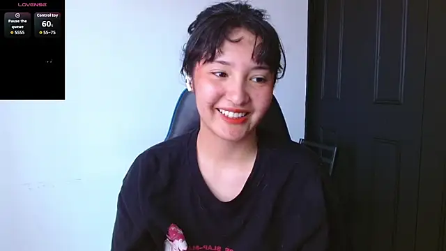 Snapshot of alexaa08 chatting on May 28, 2026, 3:42 pm alexaa08 online show from May 28, 2026, 3:42 pm