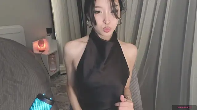 fairy di online show from April 4, 2026, 8:06 pm