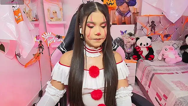 imsofy  online show from October 28, 2025, 9:28 pm