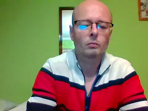 Tiger202441 online show from October 19, 2025, 4:18 pm