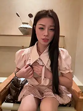 Snapshot of Asia-Melody chatting on May 18, 2026, 5:13 am Asia-Melody online show from May 18, 2026, 5:13 am