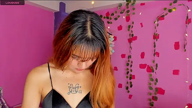 Snapshot of kittyzenn chatting on January 30, 2025, 4:24 pm kittyzenn online show from January 30, 2025, 4:24 pm