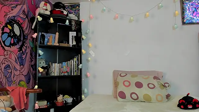 Snapshot of kittyzenn chatting on October 1, 2025, 5:30 pm kittyzenn online show from October 1, 2025, 5:30 pm