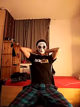 Dennis 2024 online show from January 9, 2025, 5:44 am