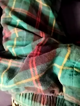 Dennis 2024 online show from December 5, 2025, 8:34 am