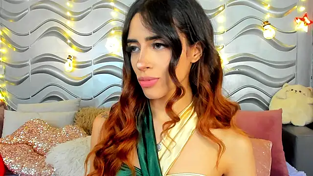 StormiRusso online show from January 1, 2025, 2:19 am