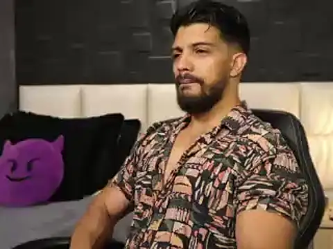 DannSaenz online show from February 20, 2025, 12:47 pm