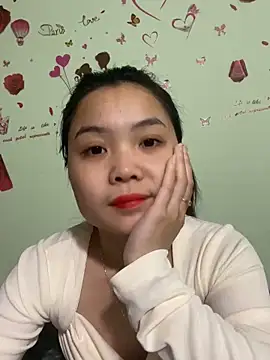 Maeve2k5 online show from December 28, 2024, 2:01 am