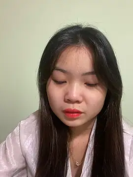 Maeve2k5 online show from January 2, 2025, 12:23 am