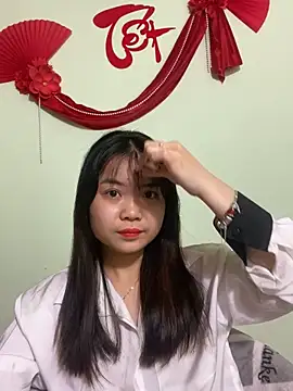 Maeve2k5 online show from February 4, 2025, 11:06 pm