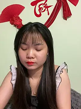 Maeve2k5 online show from March 8, 2025, 1:06 am