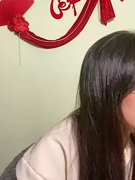 Maeve2k5 online show from March 8, 2025, 2:08 pm