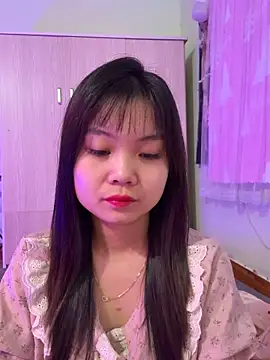 Maeve2k5 online show from October 9, 2025, 11:25 pm