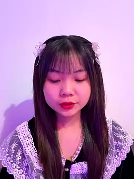 Maeve2k5 online show from November 4, 2025, 1:05 am