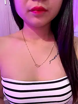 Maeve2k5 online show from November 16, 2025, 10:26 pm