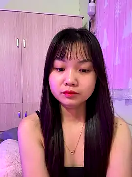 Maeve2k5 online show from November 24, 2025, 9:58 pm