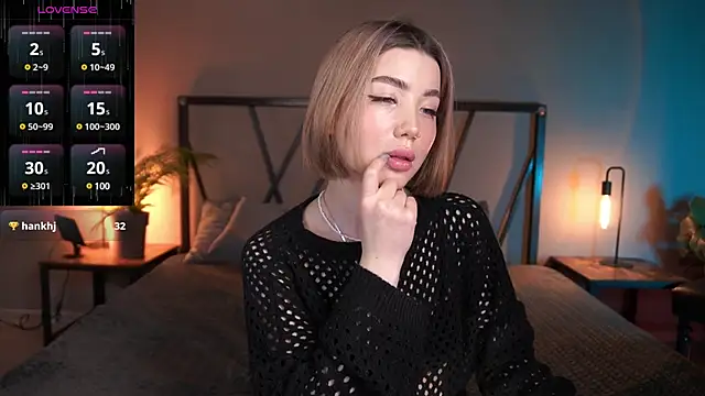 LindaThacker online show from February 4, 2025, 5:10 am