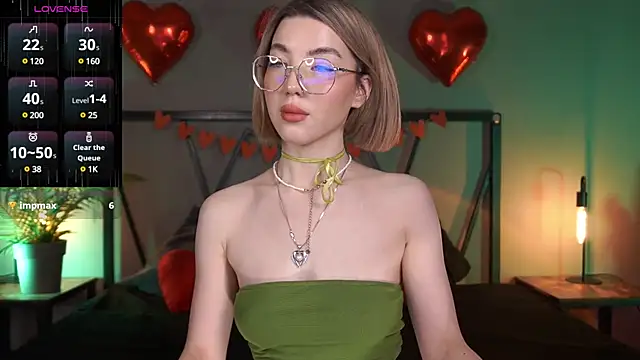 LindaThacker online show from February 18, 2025, 5:20 am