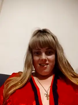 CoddessCrystal online show from September 14, 2025, 6:51 pm