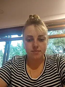 CoddessCrystal online show from September 27, 2025, 5:45 am