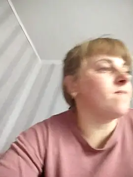 CoddessCrystal online show from October 16, 2025, 9:10 am