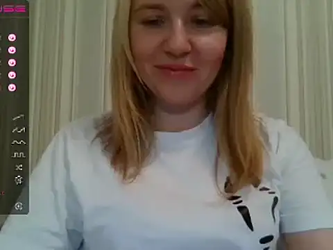 urbadkitty online show from December 16, 2024, 5:00 pm