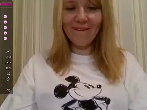 urbadkitty online show from January 4, 2025, 12:59 pm