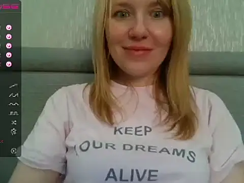 urbadkitty online show from January 16, 2025, 9:59 am