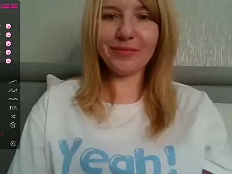 urbadkitty online show from March 10, 2025, 6:38 am