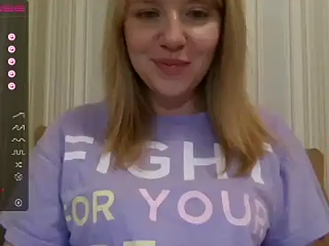 urbadkitty online show from March 13, 2025, 2:01 pm