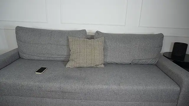 cara mella online show from December 9, 2024, 9:16 pm