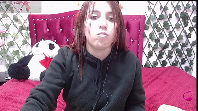 Melani cute02 online show from March 18, 2025, 6:46 am