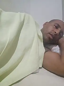 Snapshot of Binhosex2024 chatting on November 14, 2025, 6:23 am Binhosex2024 online show from November 14, 2025, 6:23 am