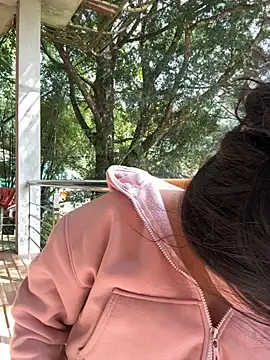 Anges893 online show from October 12, 2025, 2:32 am