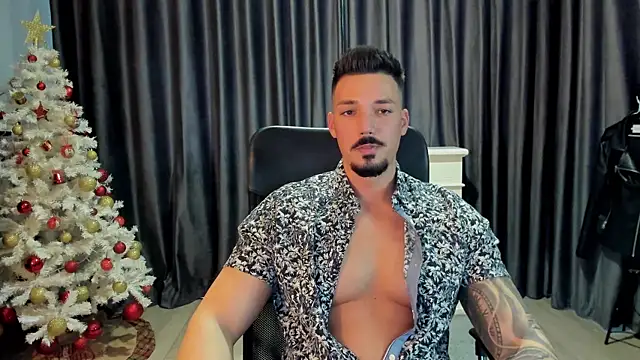 HaydenSpearss online show from December 13, 2024, 1:01 pm