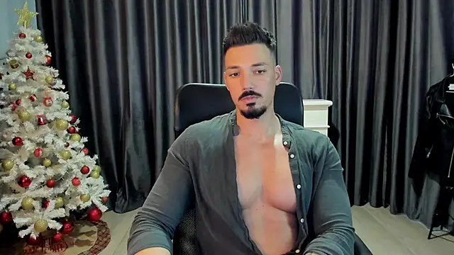 HaydenSpearss online show from December 15, 2024, 7:35 am