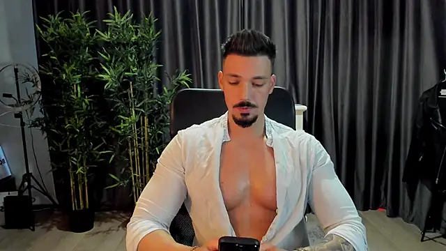 HaydenSpearss online show from January 12, 2025, 7:53 am