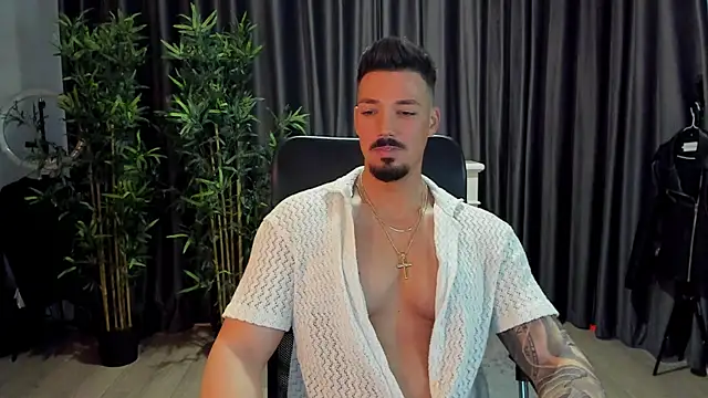 HaydenSpearss online show from February 15, 2025, 9:05 am