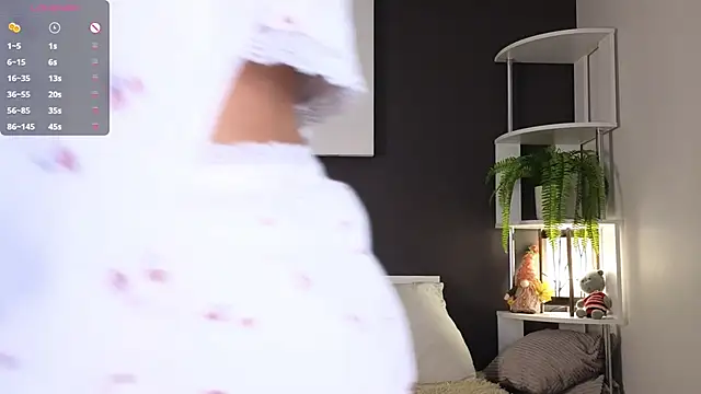 PiquingOgalala online show from February 10, 2025, 1:14 am