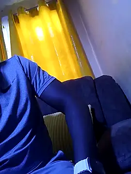 ClinDi online show from November 27, 2025, 1:35 pm