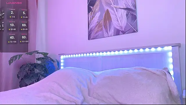 Veronica leal online show from November 20, 2025, 10:59 am