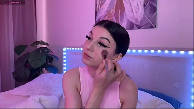 Snapshot of Veronica_leal chatting on May 25, 2026, 9:04 am Veronica leal online show from May 25, 2026, 9:04 am