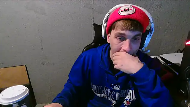 Superoz77 online show from December 7, 2024, 2:20 am