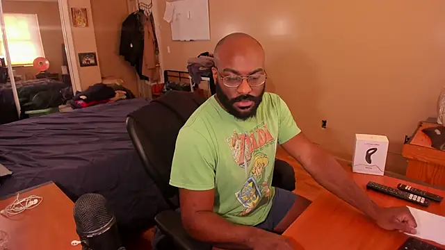 MrChuckDailyXXX online show from December 22, 2024, 12:49 pm