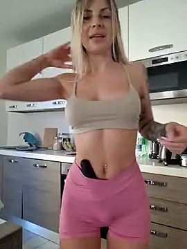 EileX official online show from January 10, 2025, 7:14 am