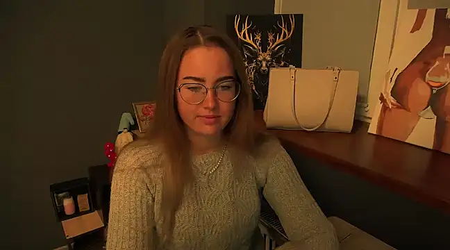 luxie milady online show from December 17, 2024, 12:43 pm