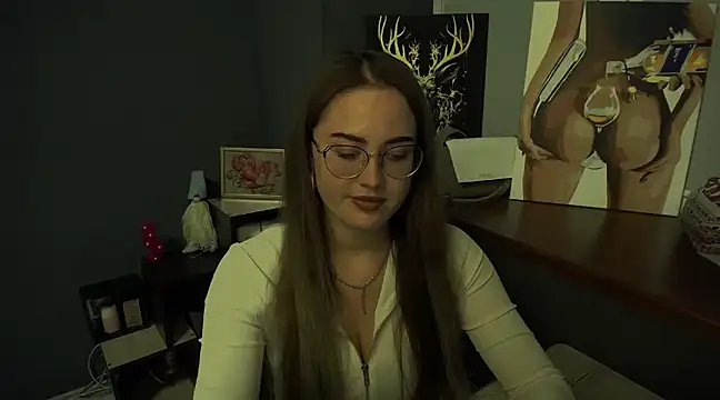 luxie milady online show from January 27, 2025, 3:18 pm