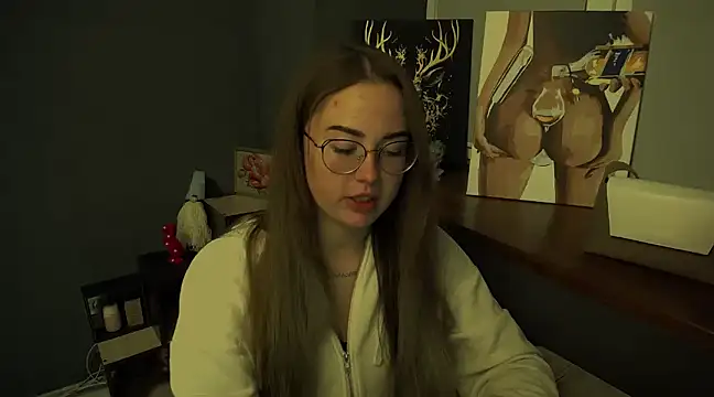 luxie milady online show from February 3, 2025, 1:19 pm