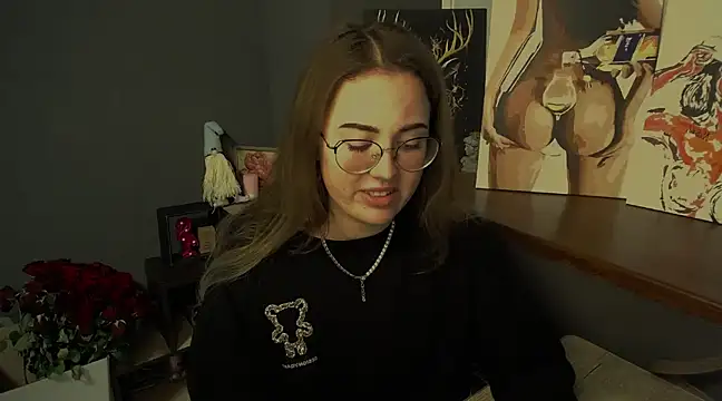 luxie milady online show from February 21, 2025, 4:59 pm