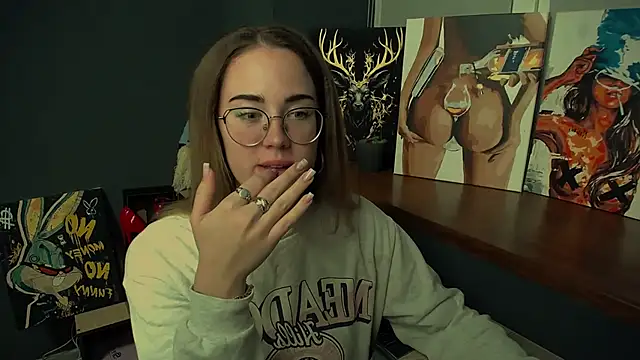 luxie milady online show from November 3, 2025, 1:56 pm